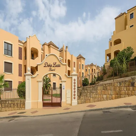 Dona Lucia Resort- Between Mountain And Sea Apartment