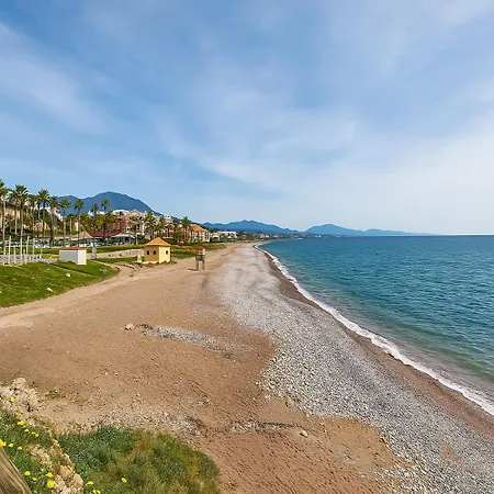 Dona Lucia Resort- Between Mountain And Sea